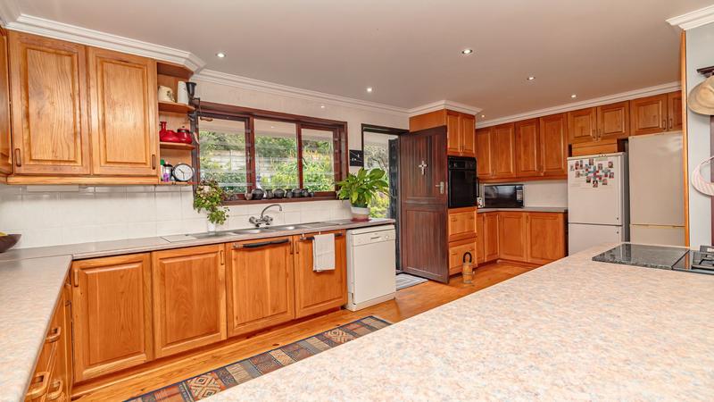 6 Bedroom Property for Sale in Tergniet Western Cape